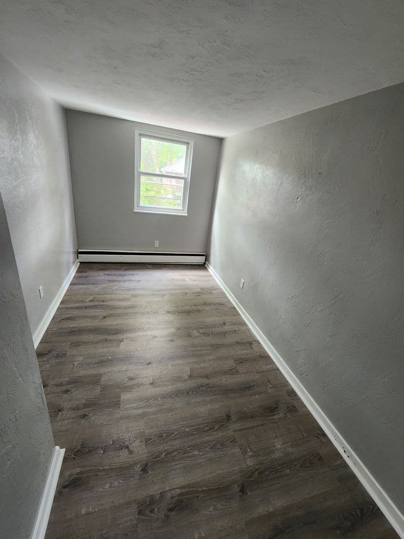 Pittsburgh Apartment: 1511 Hatteras Street