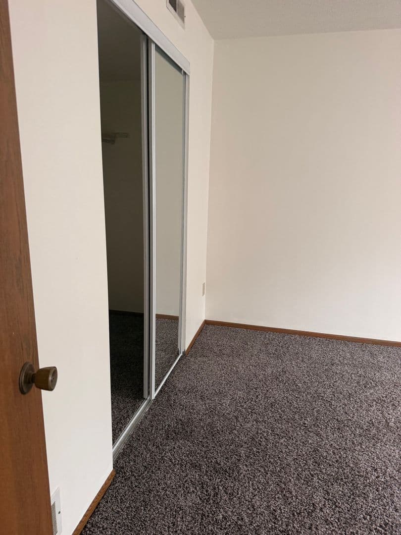 Blawnox Apartment: 401 - 407 Freeport Road