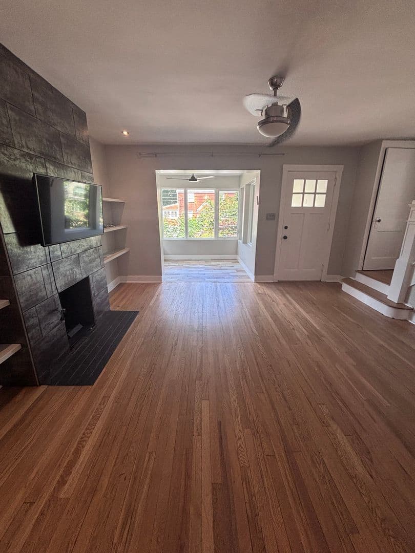 Pittsburgh House: 5516 Phillips Ave