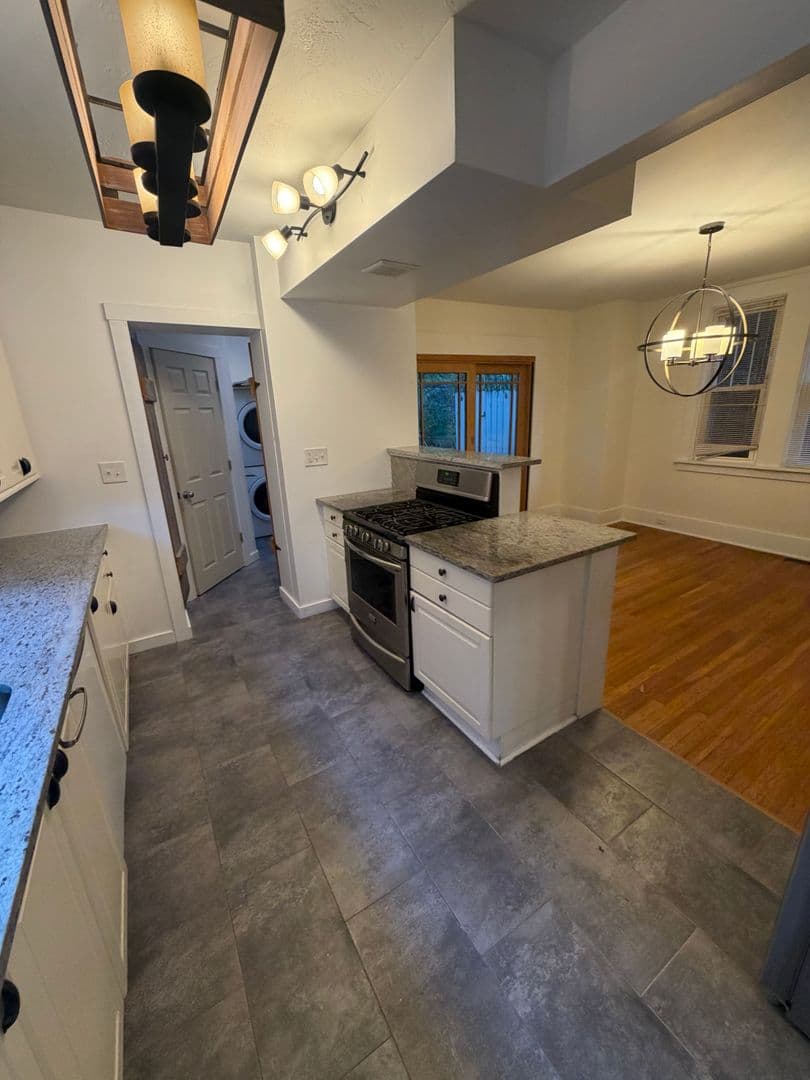 Pittsburgh House: 5248 Beelermont Place
