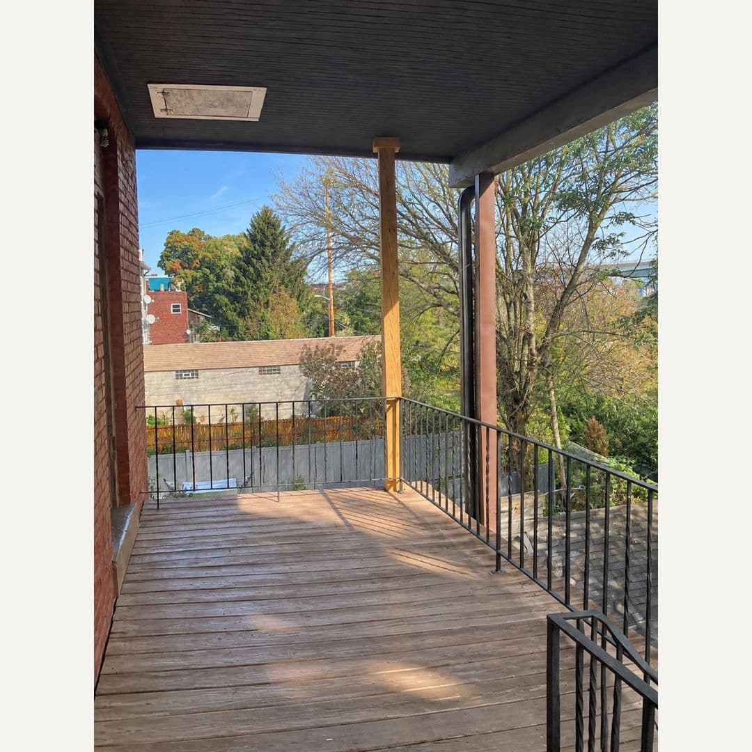 Pittsburgh Apartment: 3822 Liberty Ave.