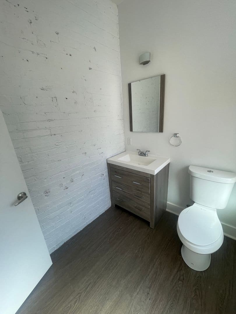 Pittsburgh Apartment: 436 First Ave