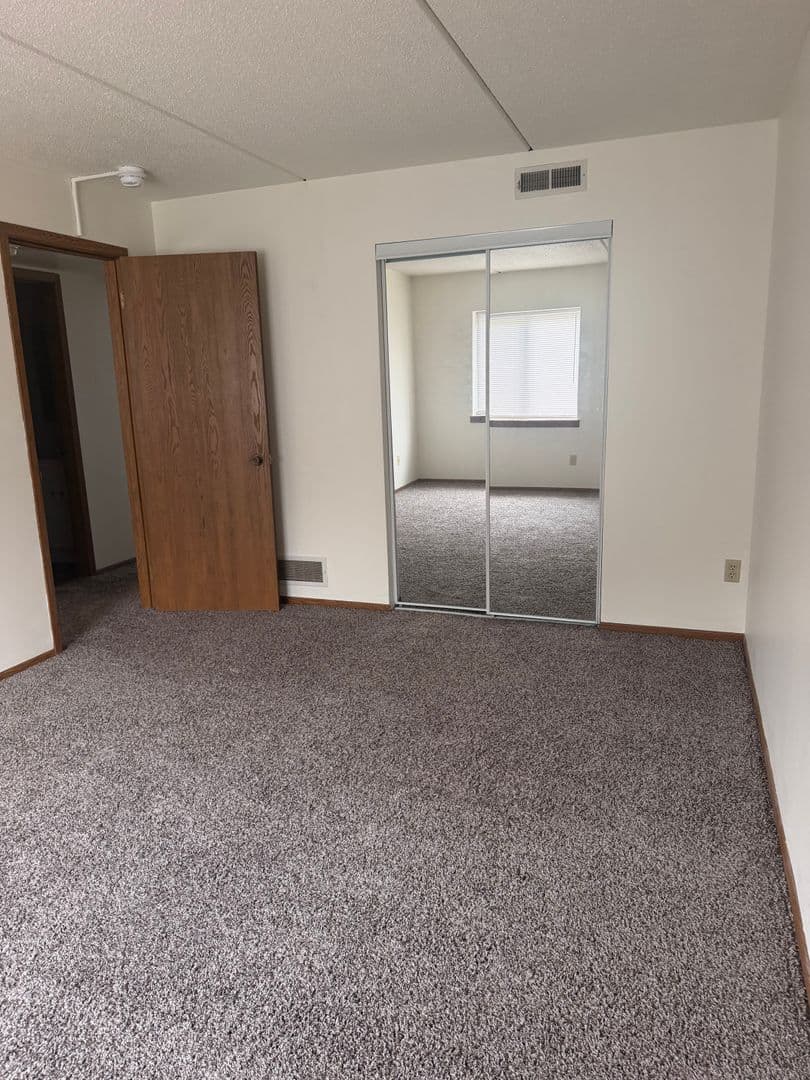 Blawnox Apartment: 401 - 407 Freeport Road