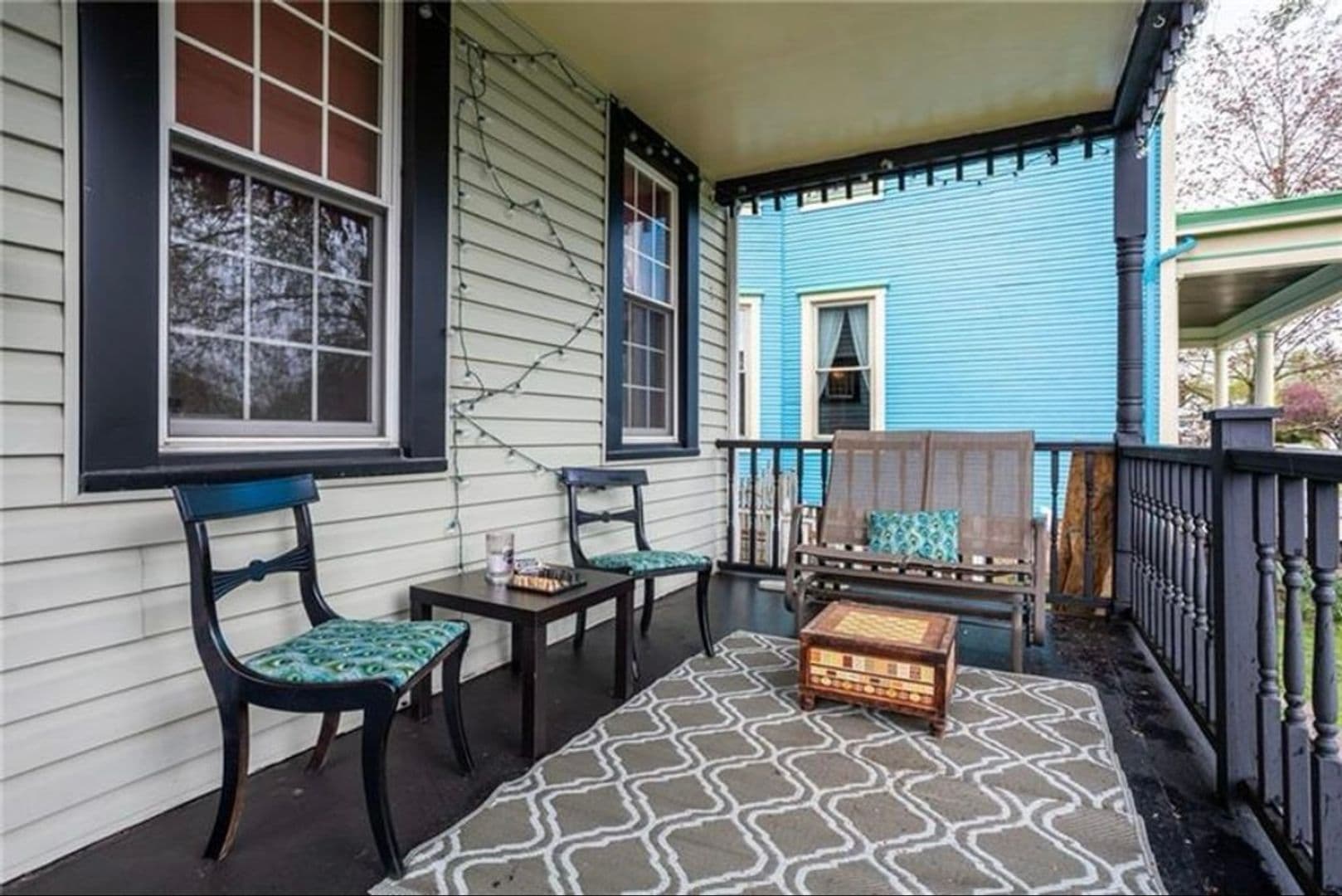 Pittsburgh House: 204 Superior Ave