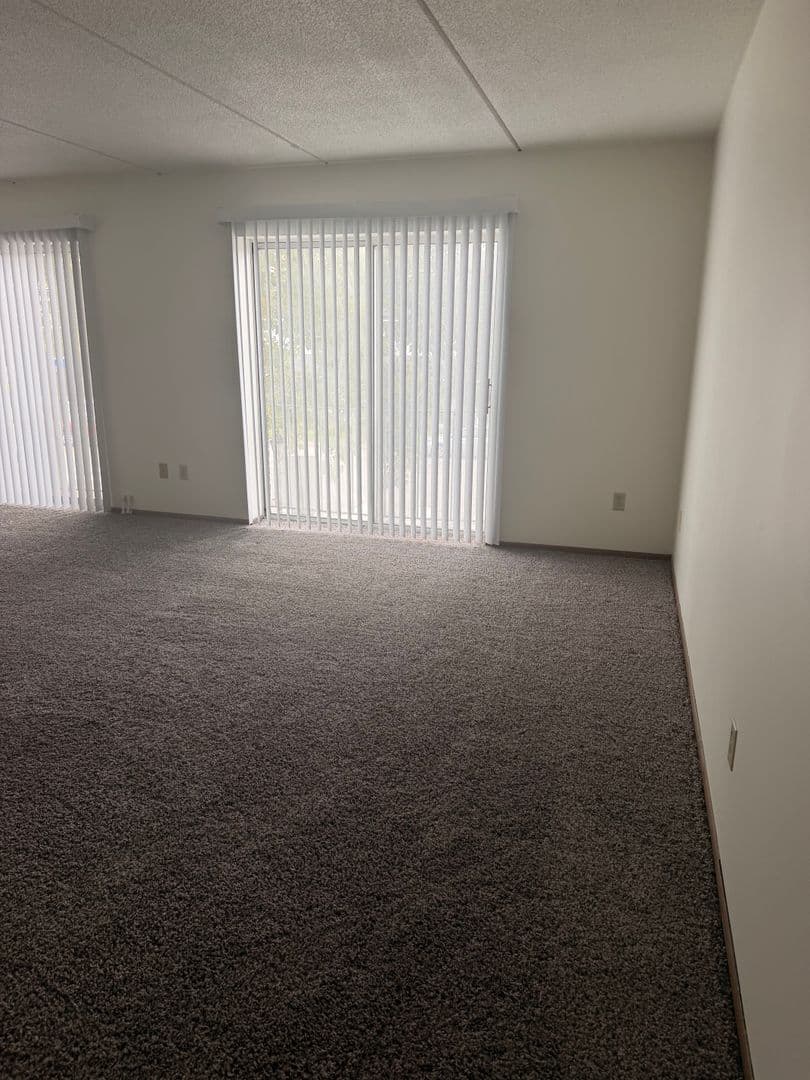 Blawnox Apartment: 401 - 407 Freeport Road