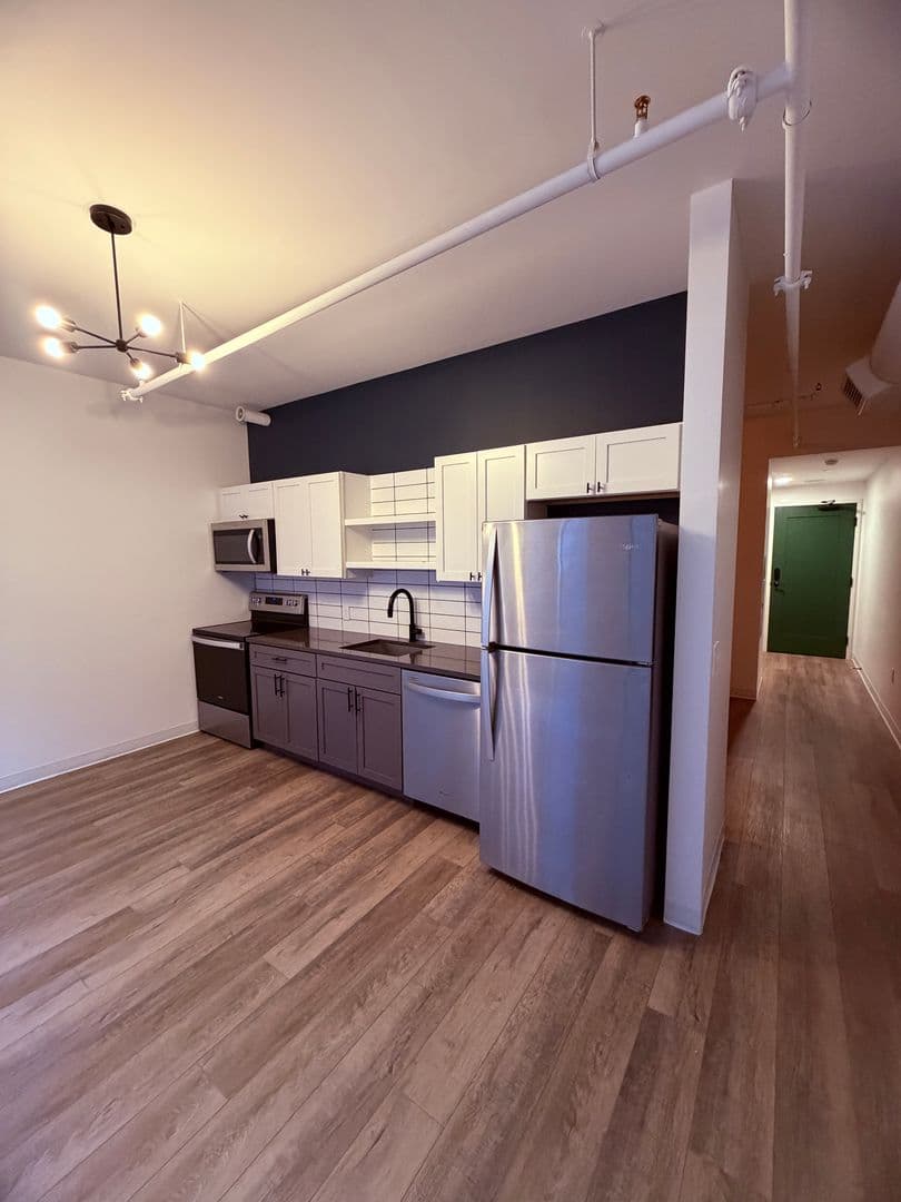 Pittsburgh Apartment: 1709-1715 5th Ave