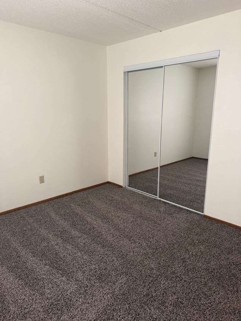 Blawnox Apartment: 401 - 407 Freeport Road