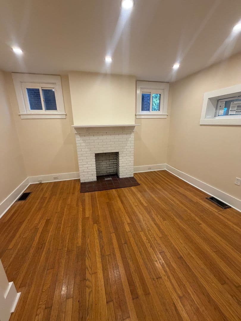 Pittsburgh House: 5248 Beelermont Place