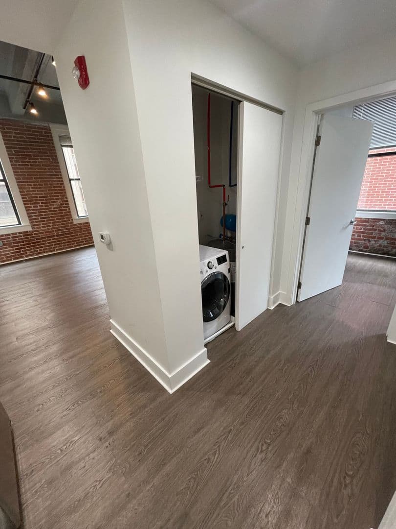 Pittsburgh Apartment: 436 First Ave