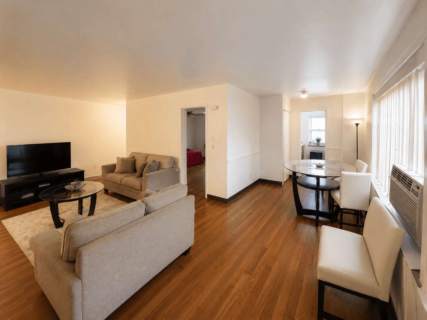 White Oak Apartment: 1101 Fawcett Ave