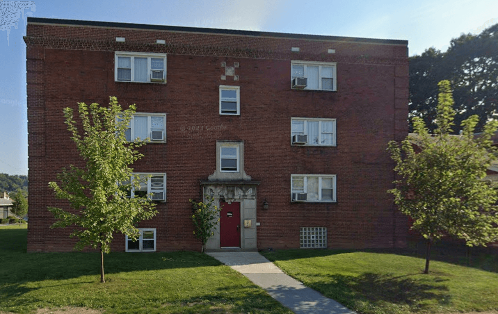 White Oak Apartment: 1101 Fawcett Ave