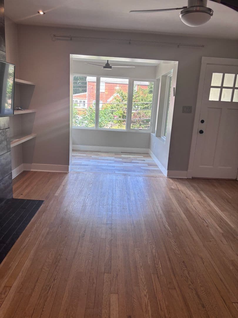 Pittsburgh House: 5516 Phillips Ave