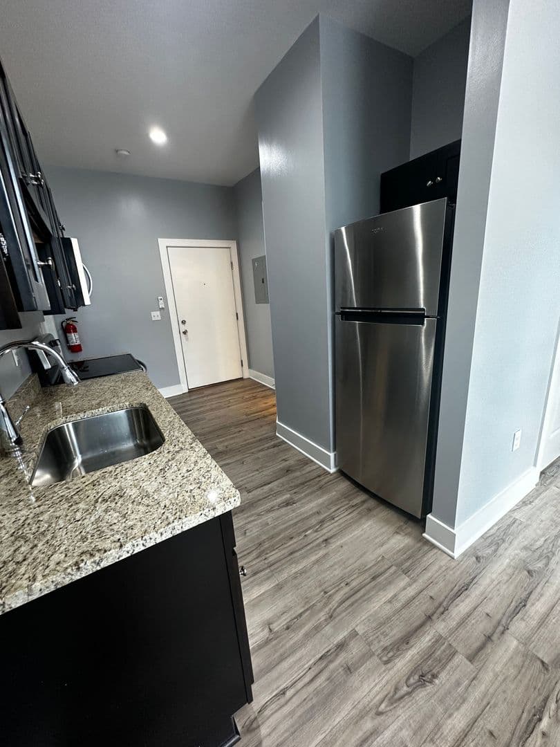 Pittsburgh Apartment: 4632 Centre Ave