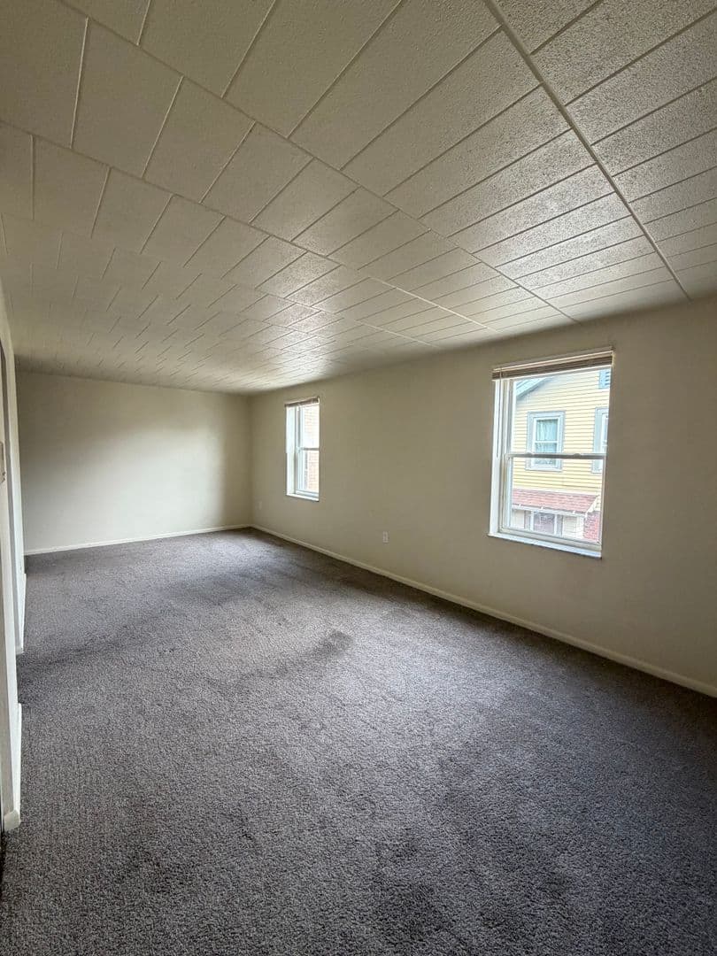 Pittsburgh Apartment: 88 Sheridan Ave