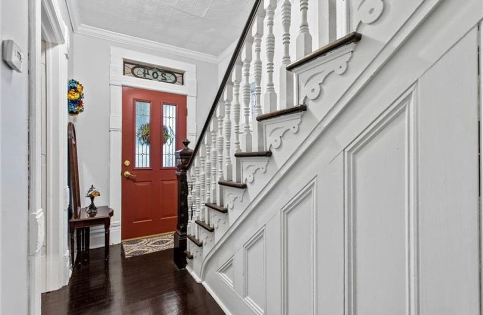 Pittsburgh House: 204 Superior Ave