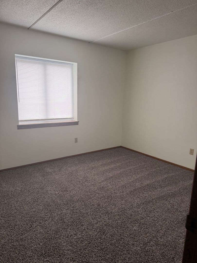Blawnox Apartment: 401 - 407 Freeport Road