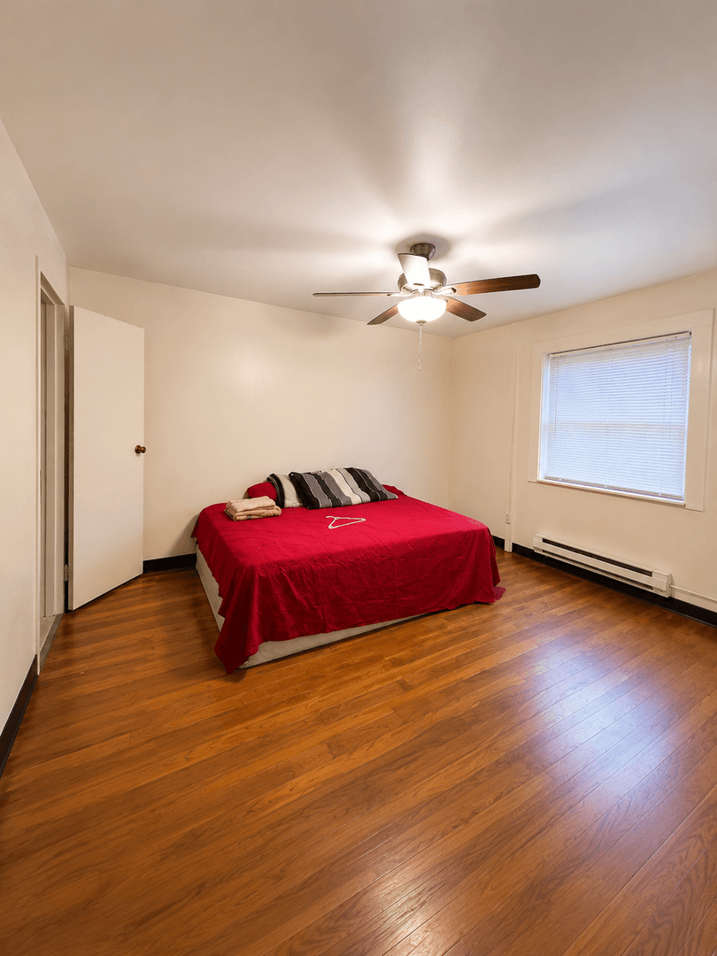 White Oak Apartment: 1101 Fawcett Street