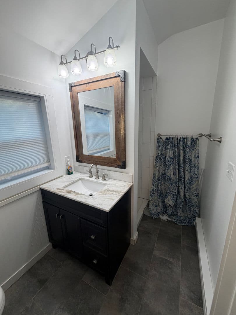 Pittsburgh House: 5248 Beelermont Place