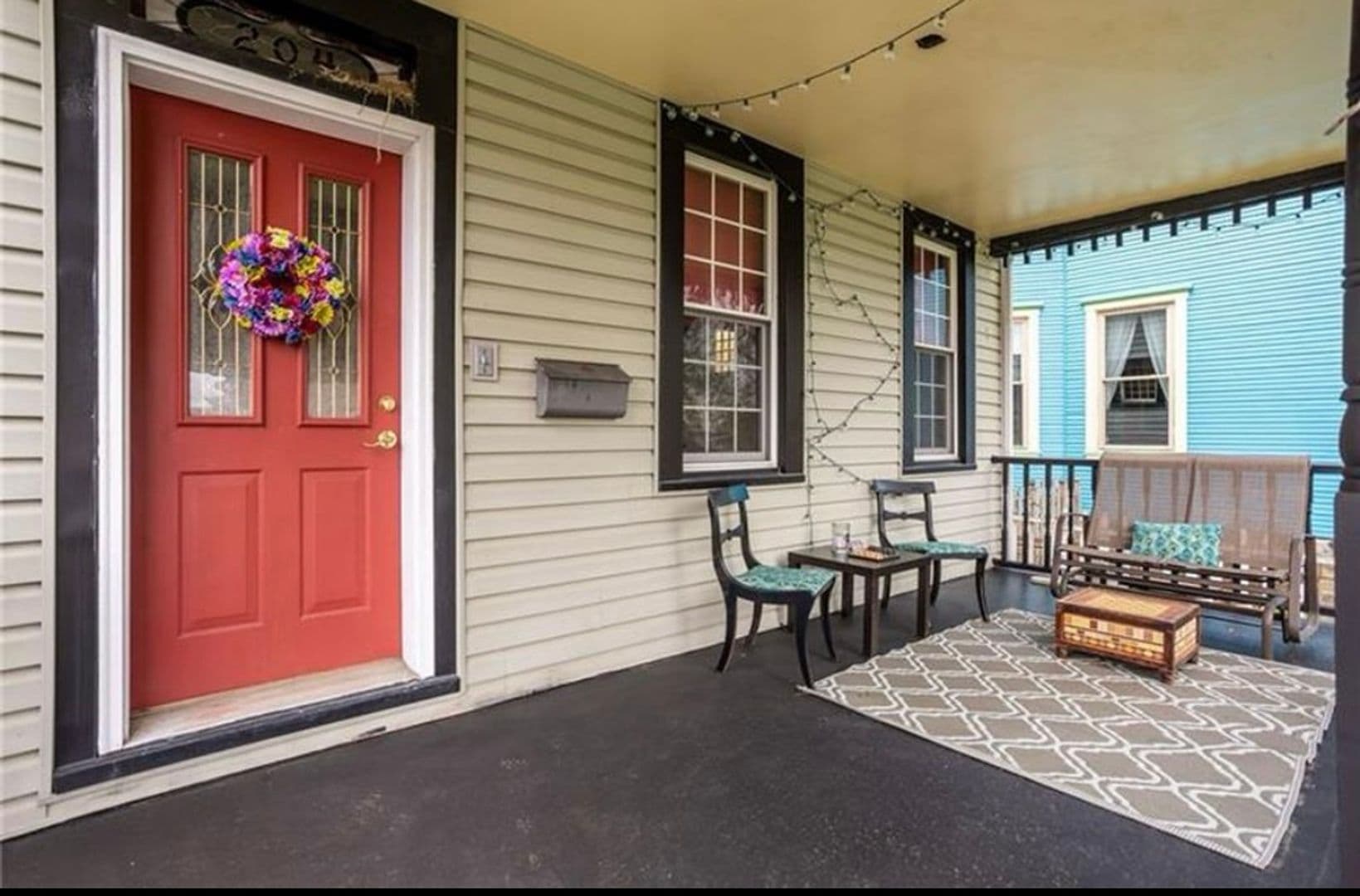 Pittsburgh House: 204 Superior Ave