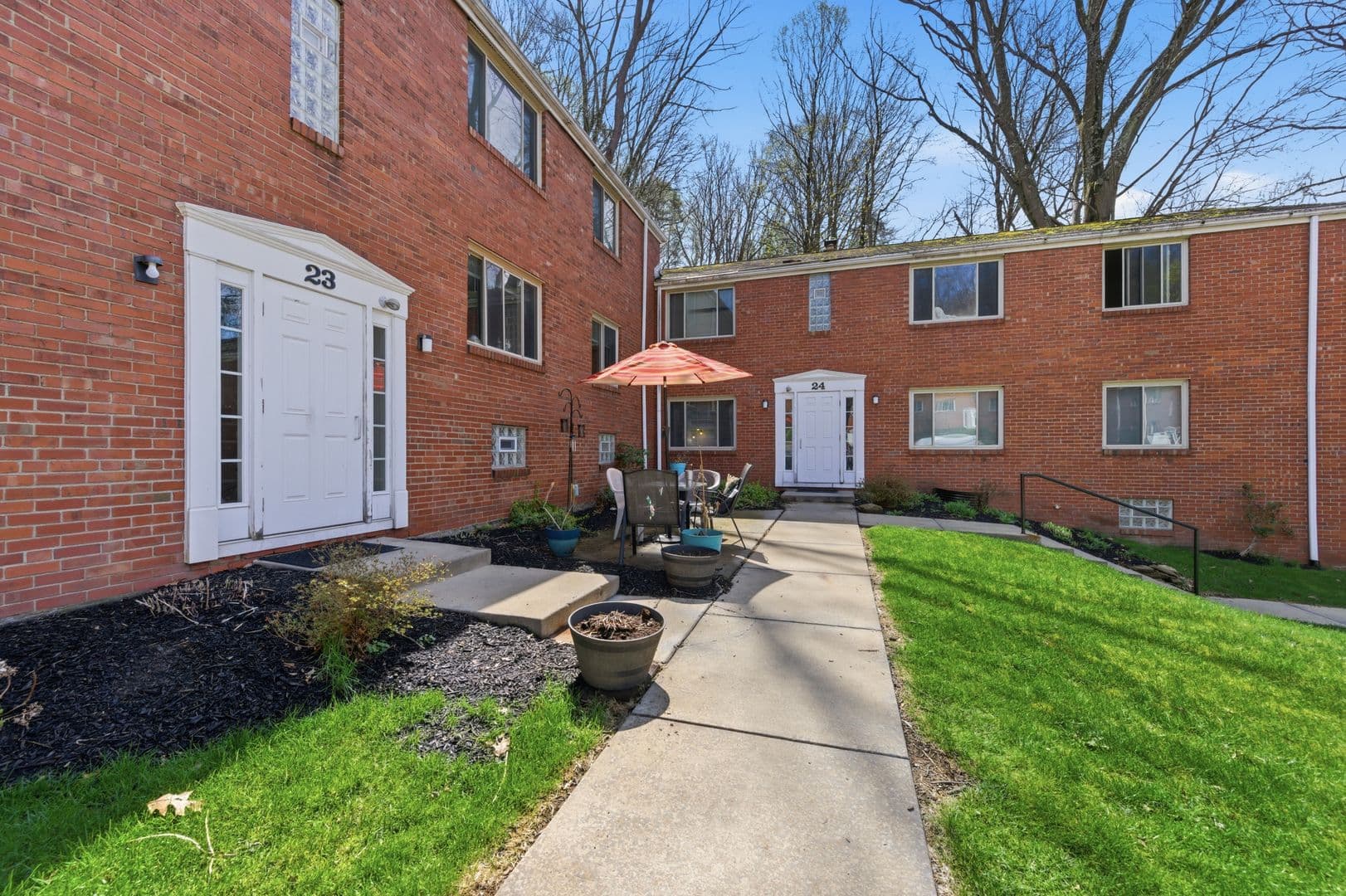 Butler Apartment: 1 Lumar Drive