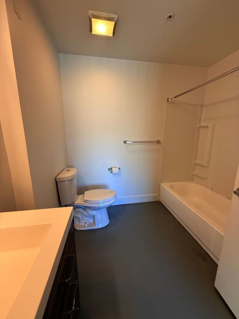 Pittsburgh Apartment: 436 First Ave