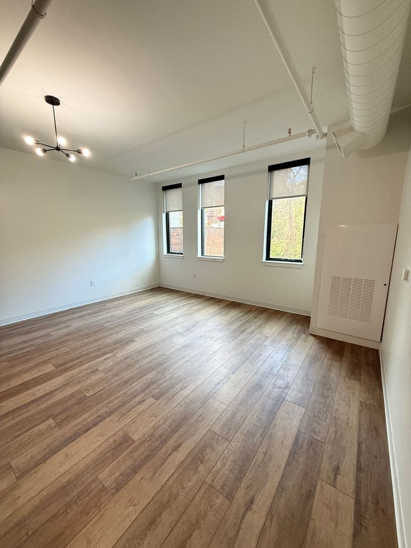 Pittsburgh Apartment: 1709-1715 5th Ave