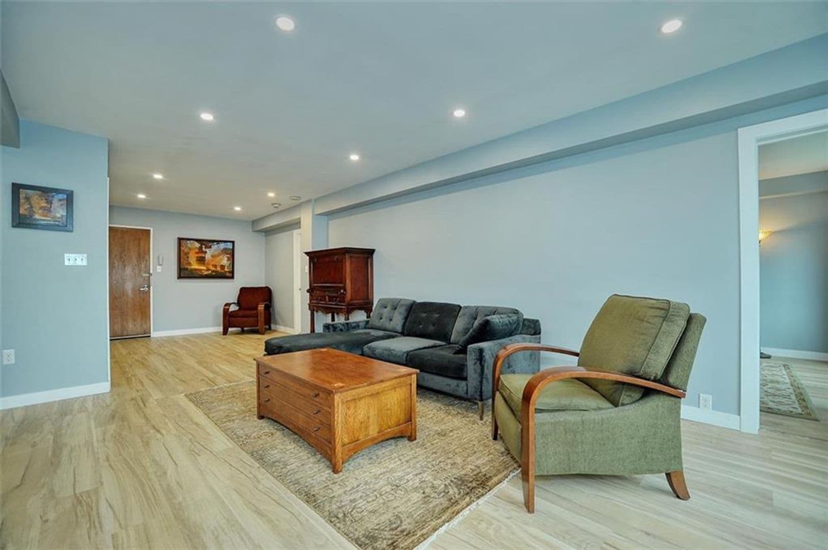 Pittsburgh Condo: 320 Fort Duquesne Blvd