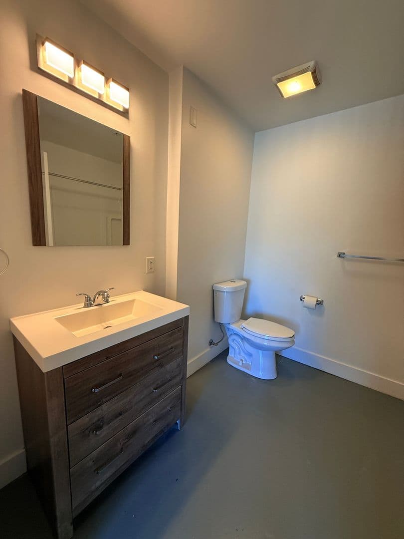 Pittsburgh Apartment: 436 First Ave