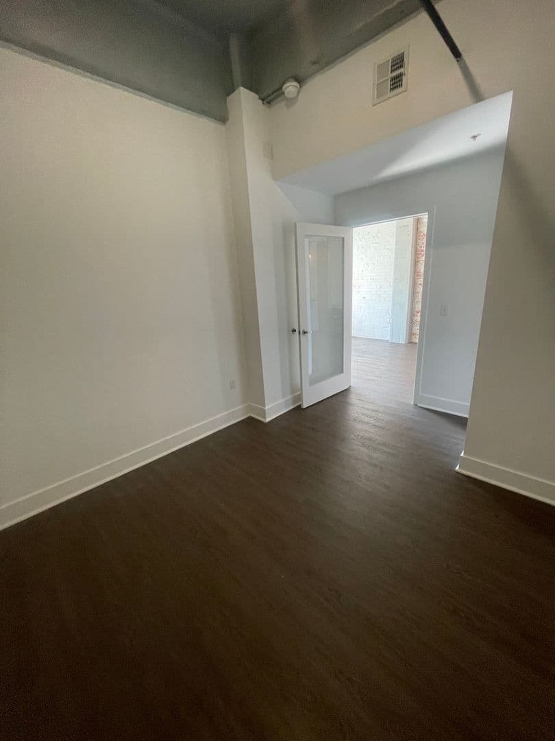 Pittsburgh Apartment: 436 First Ave