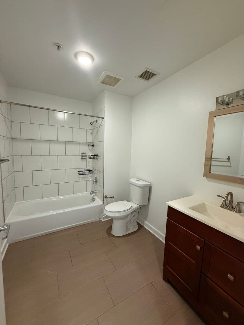 Pittsburgh Apartment: 909 Penn Ave