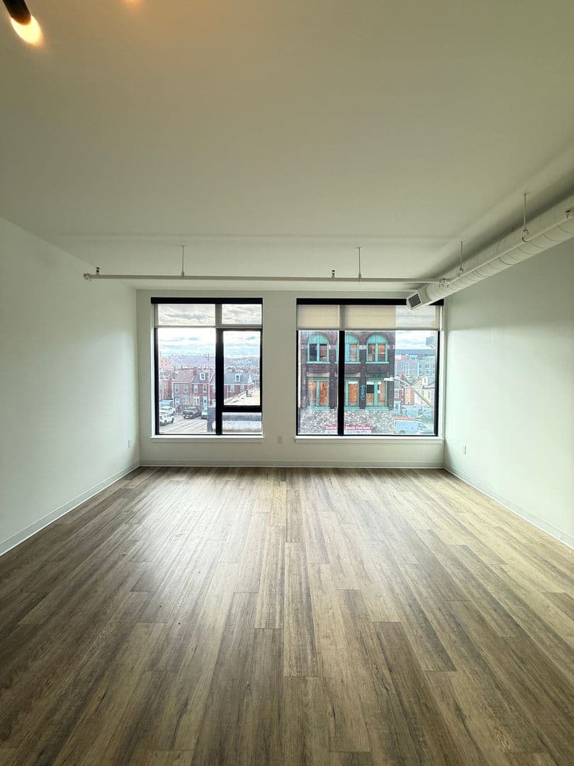 Pittsburgh Apartment: 1709-1715 5th Ave