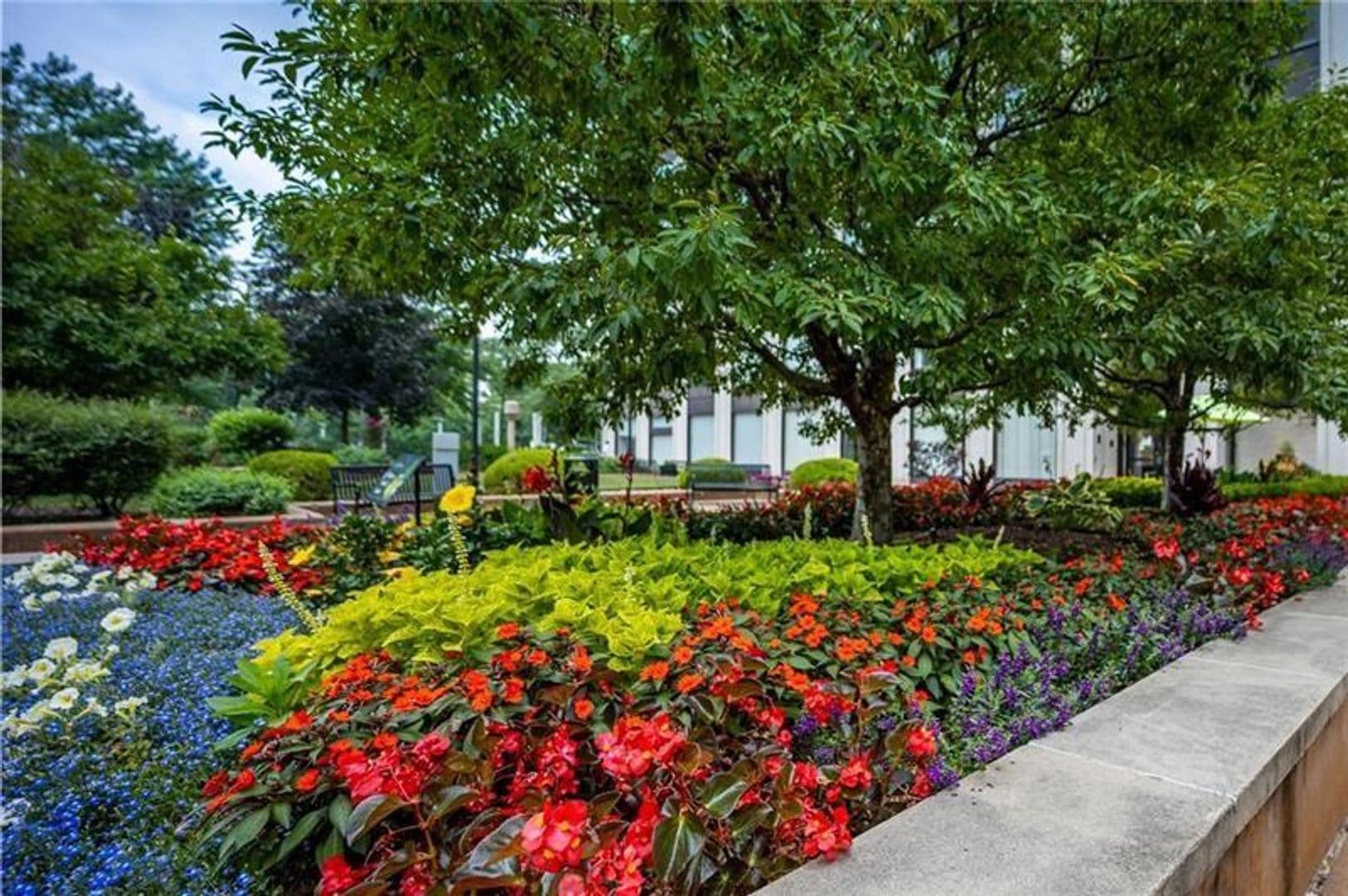 Pittsburgh Condo: 320 Fort Duquesne Blvd