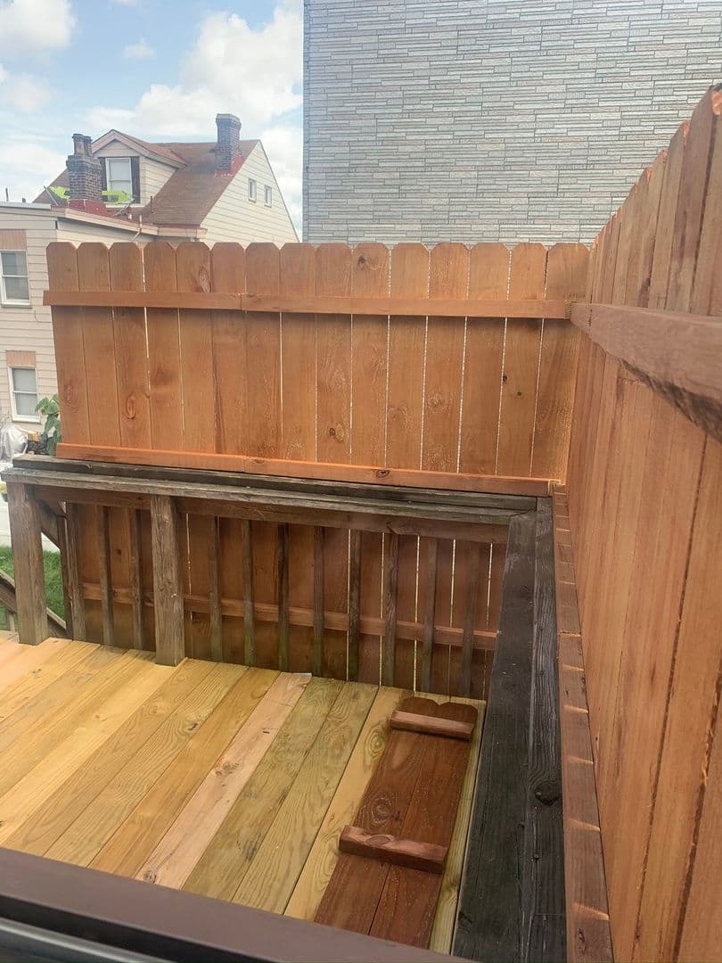 Pittsburgh Apartment: 1511 Hatteras Street