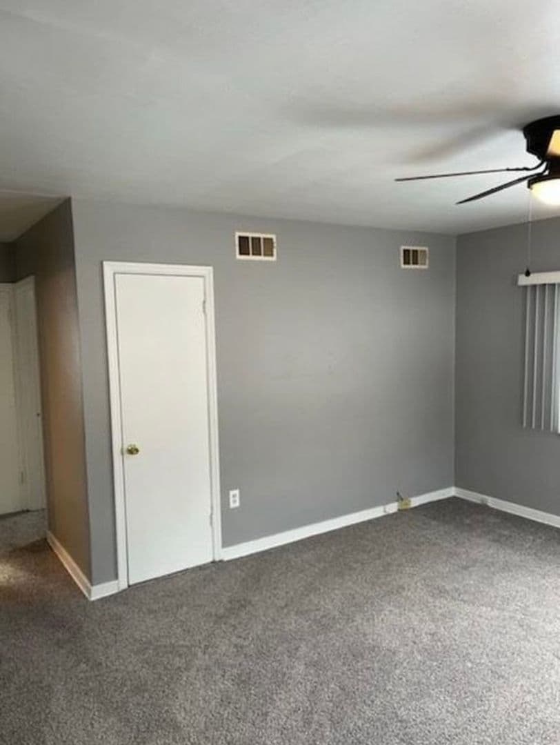 Pittsburgh Apartment: 3336 Babcock Blvd