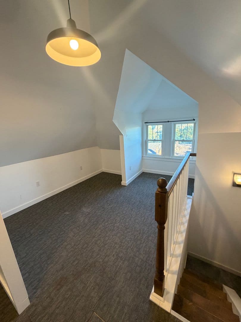 Pittsburgh House: 5248 Beelermont Place