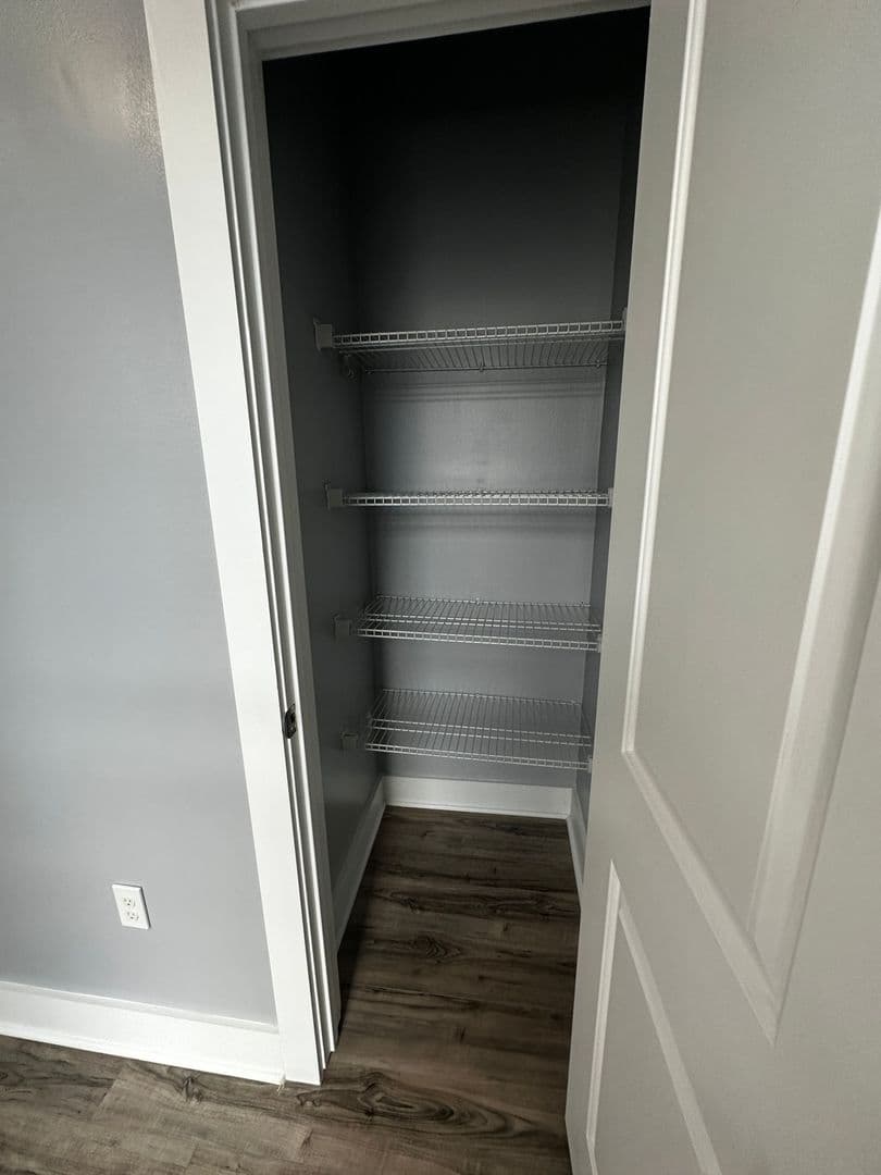 Pittsburgh Apartment: 4632 Centre Ave