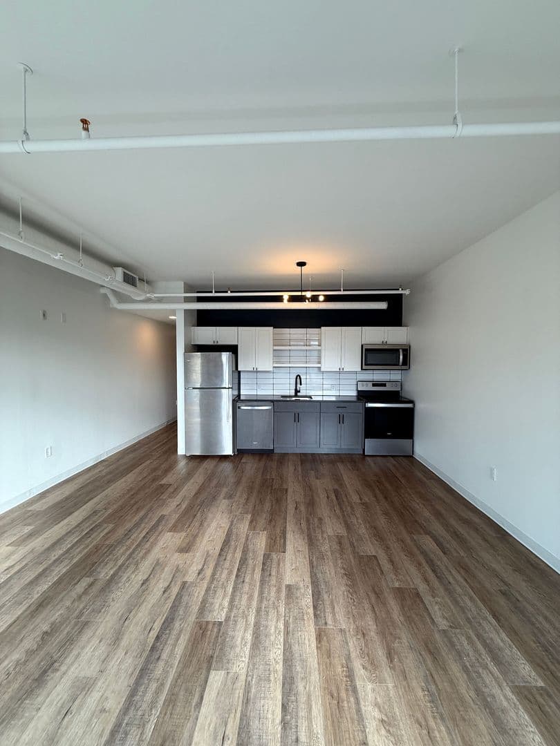 Pittsburgh Apartment: 1709-1715 5th Ave