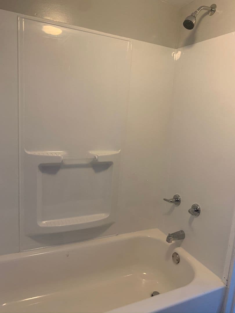 Pittsburgh Apartment: 1511 Hatteras Street
