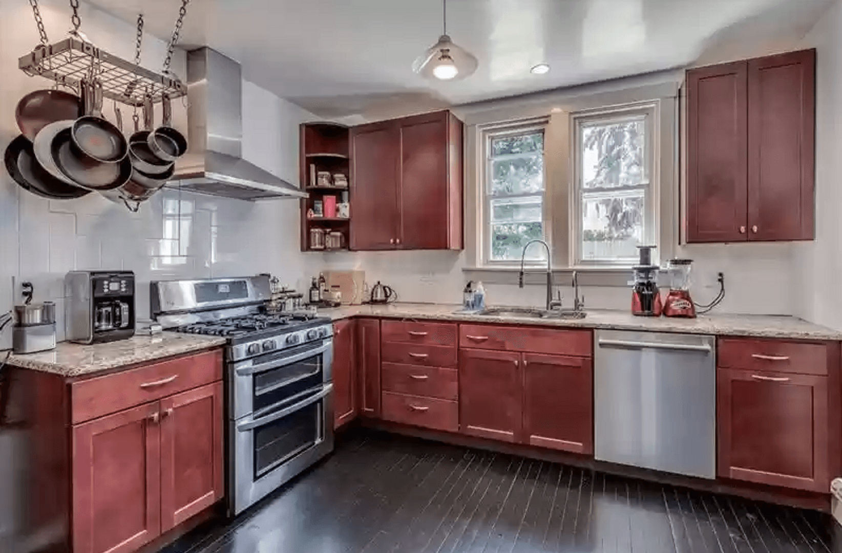 Pittsburgh House: 5516 Phillips Ave