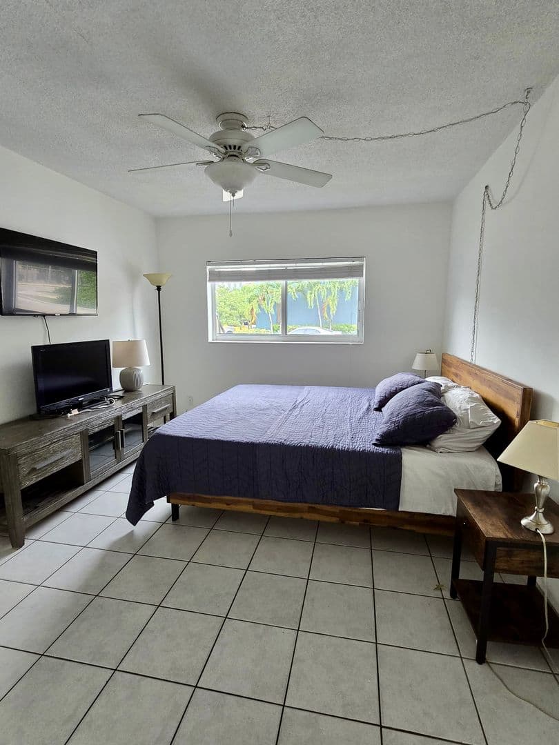 Fort Lauderdale Condo: 1001 SE 16 Street