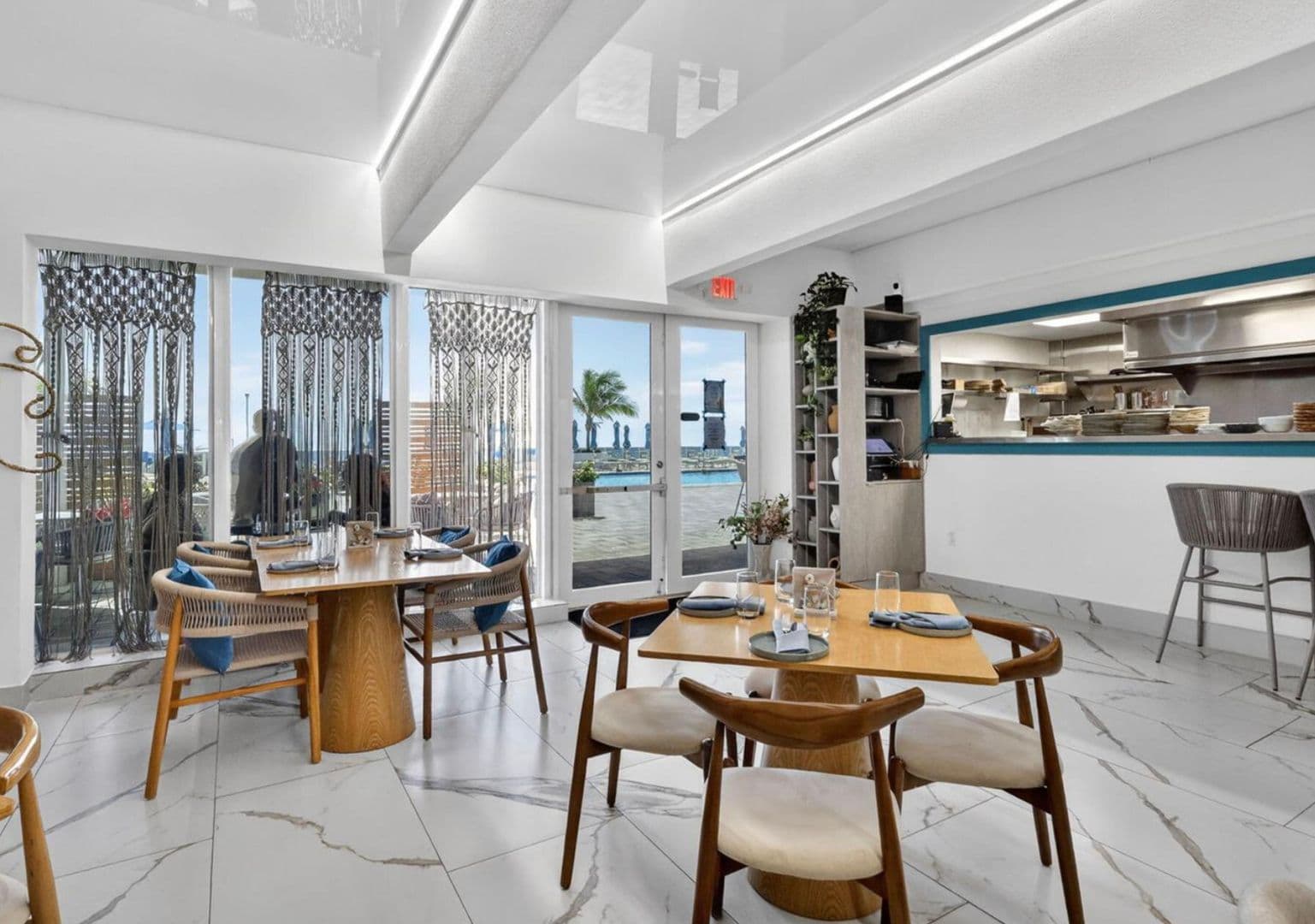 Miami Condo: 1890 S Ocean Dr