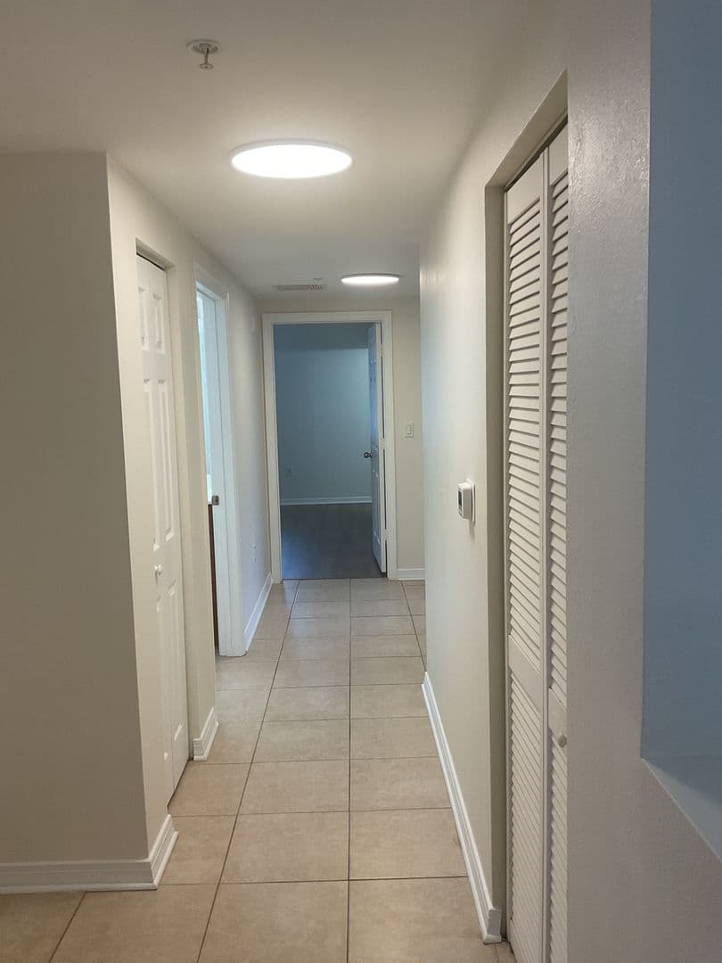 WestPalm Beach Condo: 6505 Emerald Dunes Dr #204