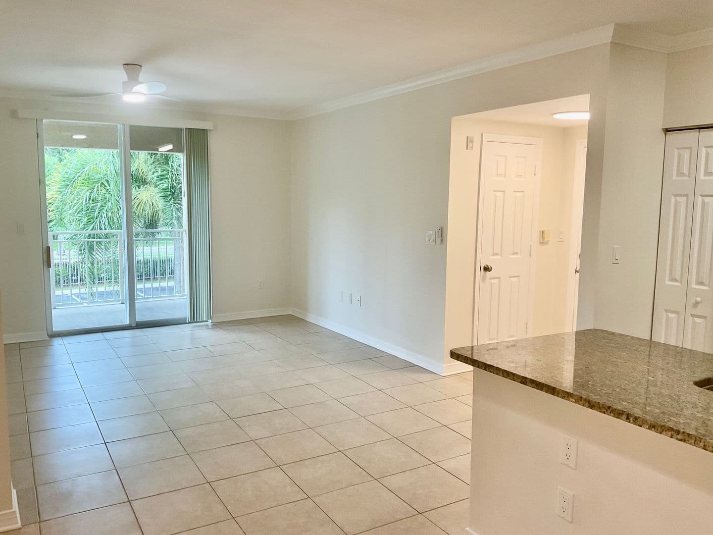 WestPalm Beach Condo: 6505 Emerald Dunes Dr #204