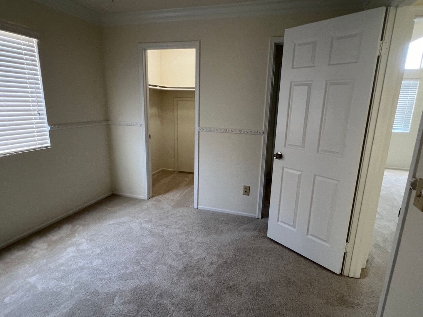 Riverside House: 8821 Digger Pine Drive