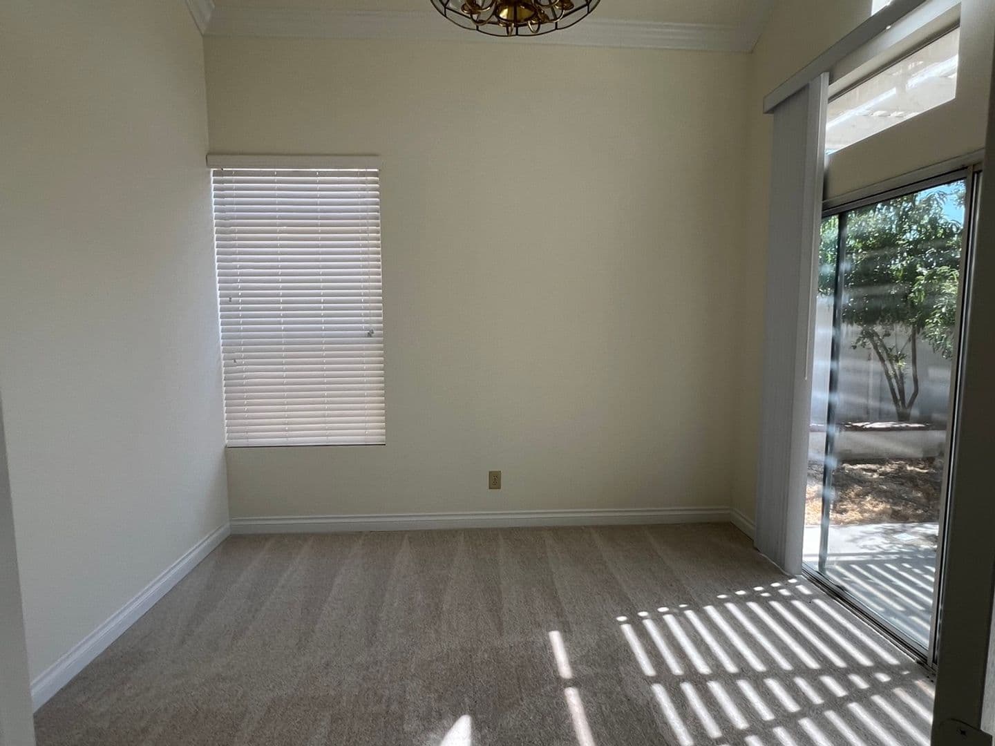 Riverside House: 8821 Digger Pine Drive