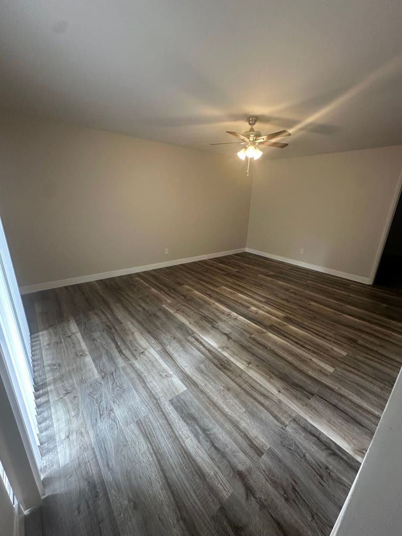 OLIVETTE Apartment: 1101 OLIVE VILLAGE CT