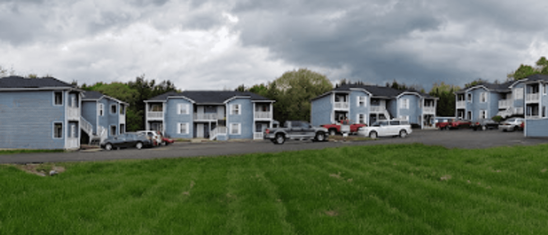 Desloge Apartment: 801 W Walnut St.