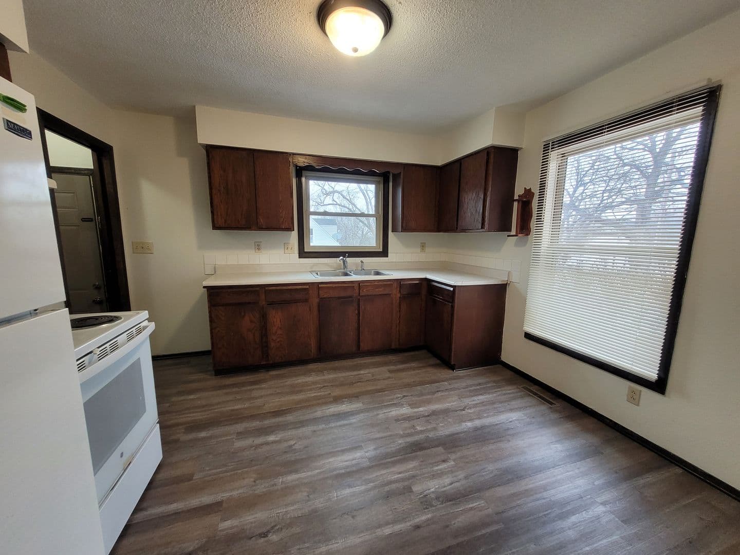 Des Moines Apartment: 3810-3812 SW 3rd Street