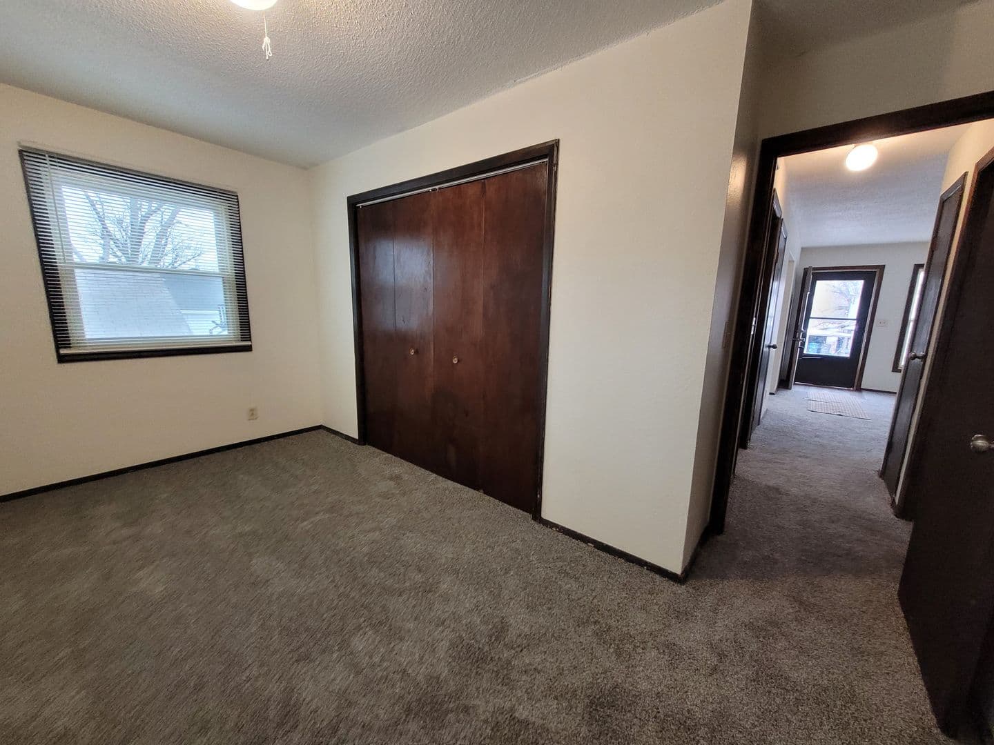 Des Moines Apartment: 3810-3812 SW 3rd Street