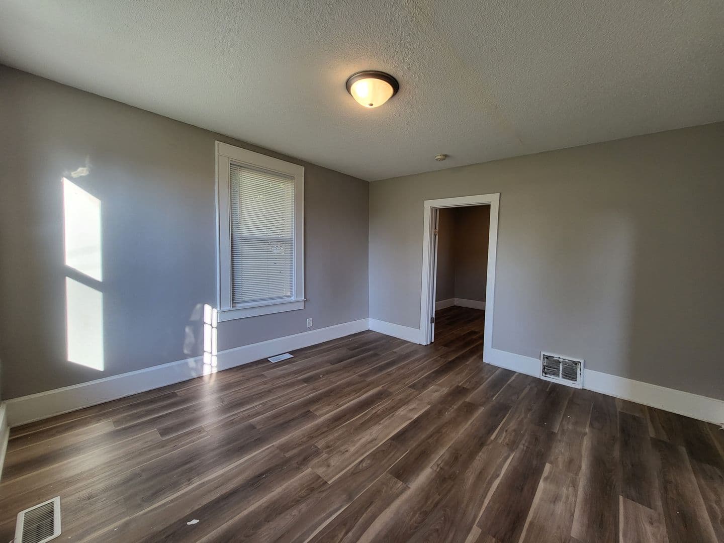 Des Moines House: 209 Olinda Avenue